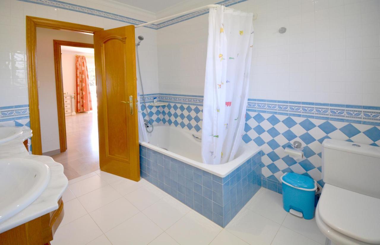 Golden Villa Costa Del Sol - Big Private Pool - Bbq - Good Location Fuengirola Buitenkant foto