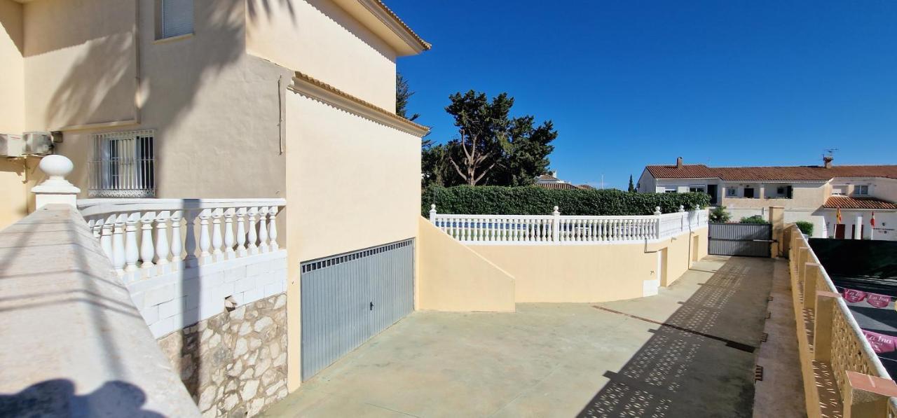 Golden Villa Costa Del Sol - Big Private Pool - Bbq - Good Location Fuengirola Buitenkant foto