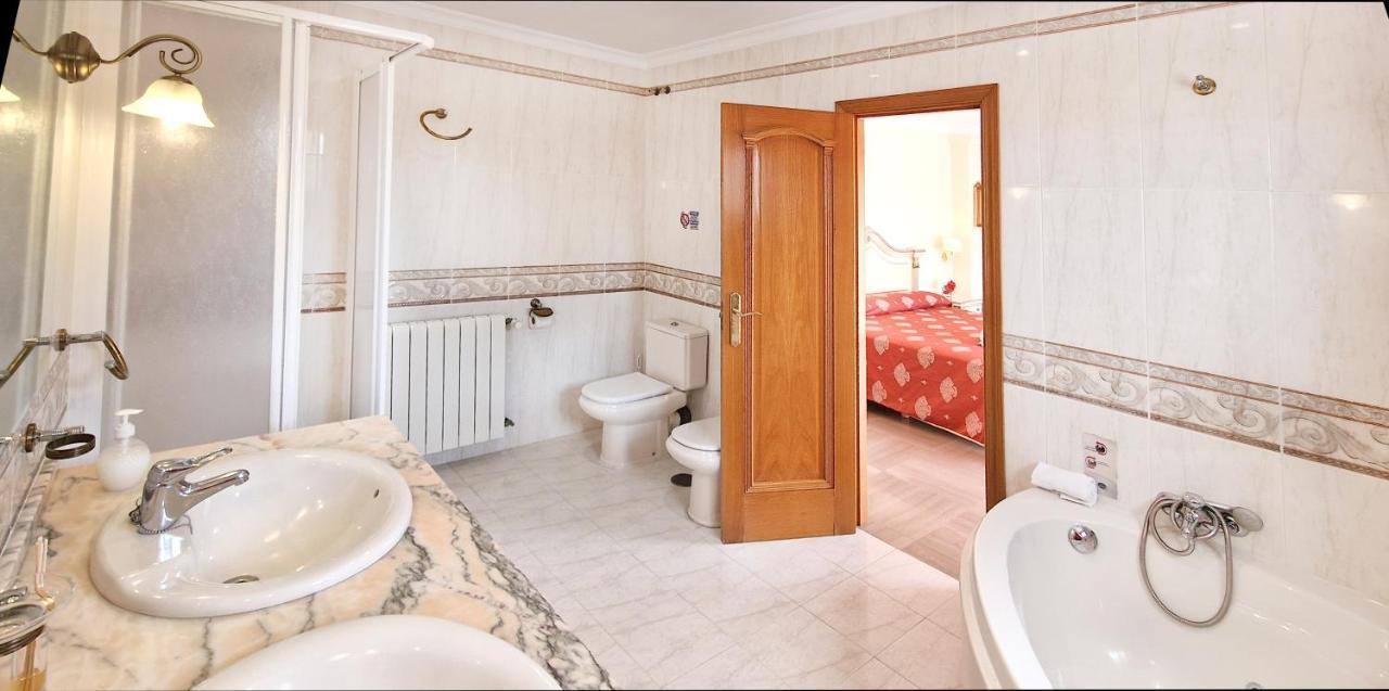 Golden Villa Costa Del Sol - Big Private Pool - Bbq - Good Location Fuengirola Buitenkant foto