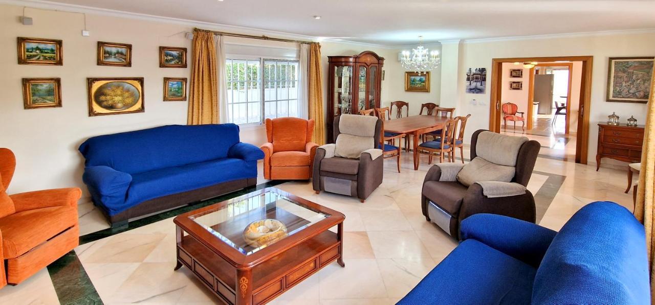 Golden Villa Costa Del Sol - Big Private Pool - Bbq - Good Location Fuengirola Buitenkant foto