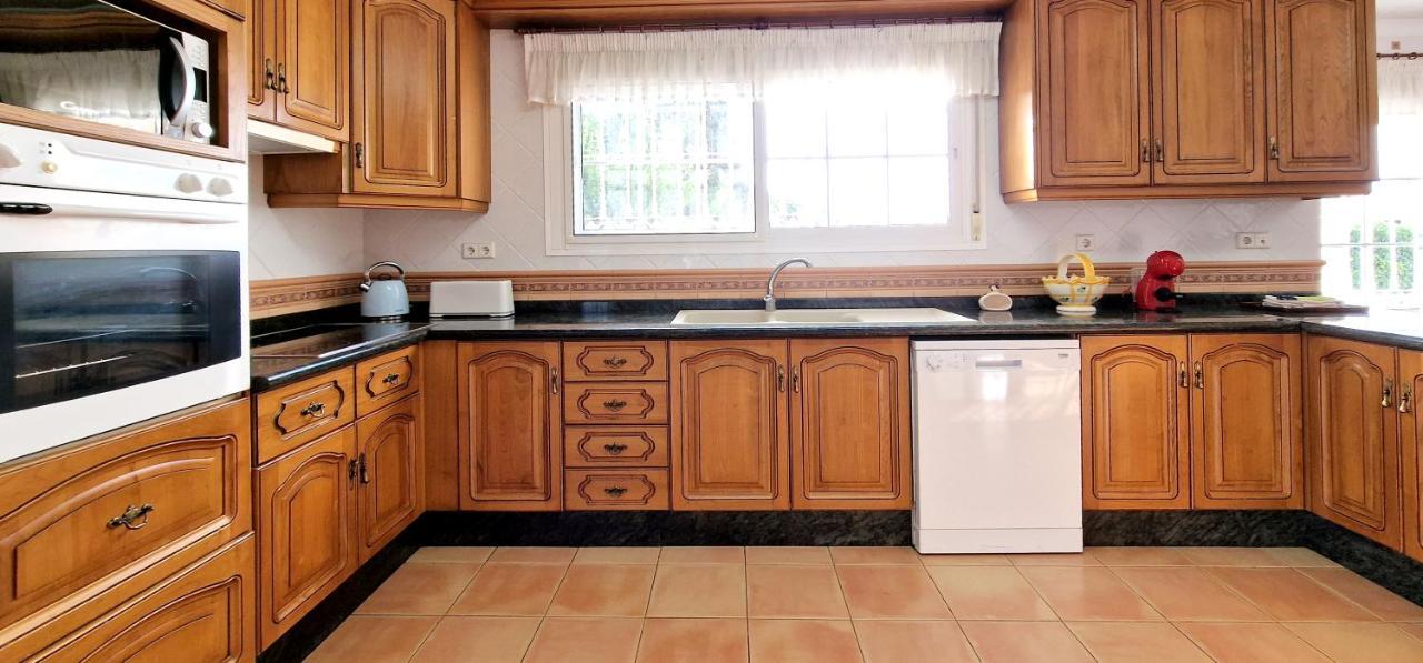 Golden Villa Costa Del Sol - Big Private Pool - Bbq - Good Location Fuengirola Buitenkant foto