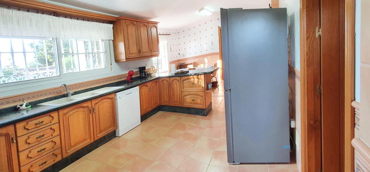 Golden Villa Costa Del Sol - Big Private Pool - Bbq - Good Location Fuengirola Buitenkant foto